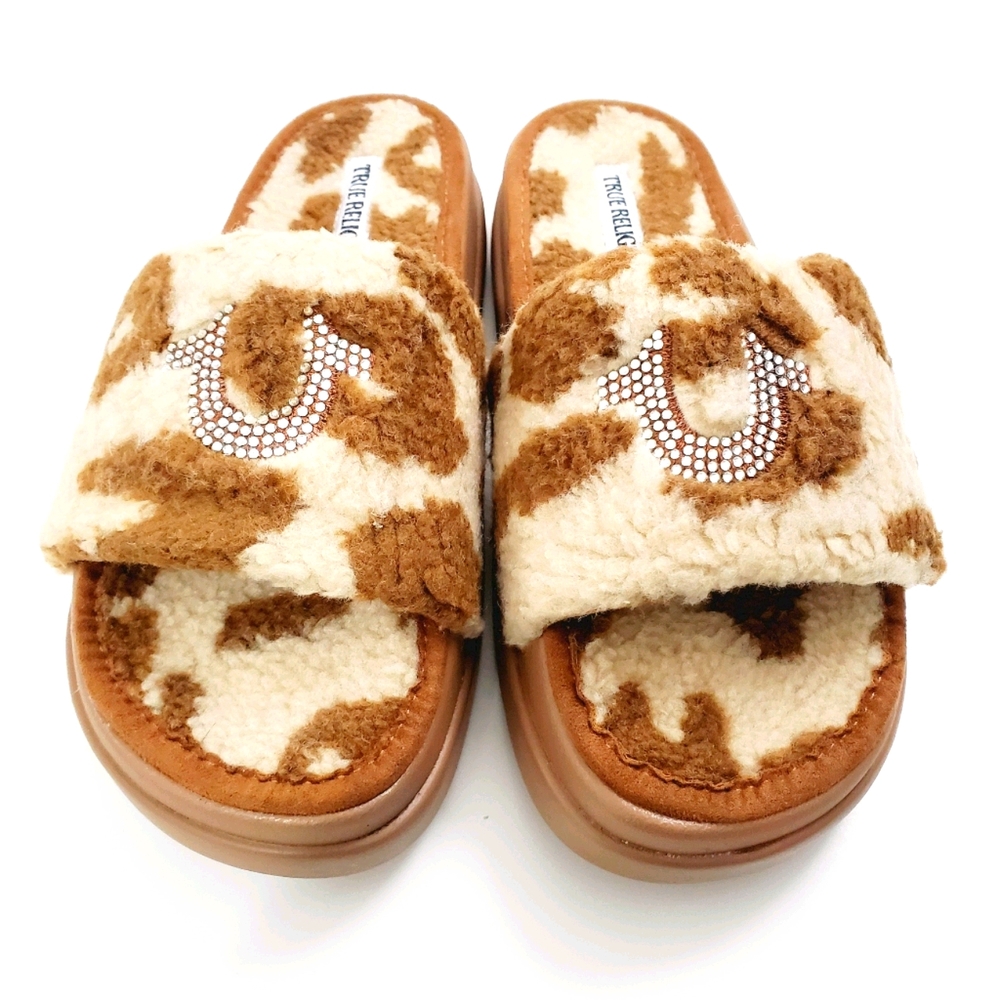 🆕️ TRUE RELIGION Sandals LAMIA Fuzzy Platform Studded